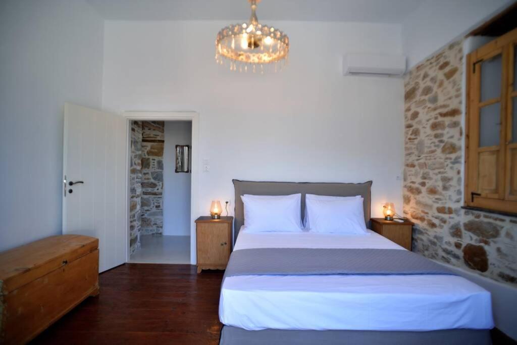 George Farmhouse Chrousa Экстерьер фото