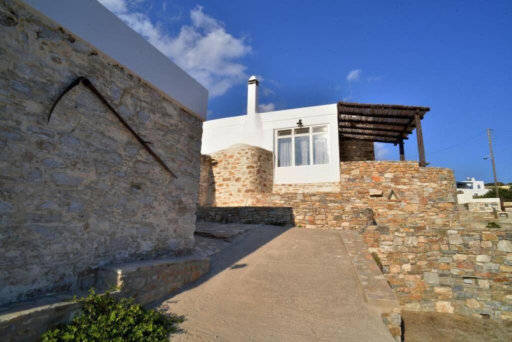 George Farmhouse Chrousa Экстерьер фото