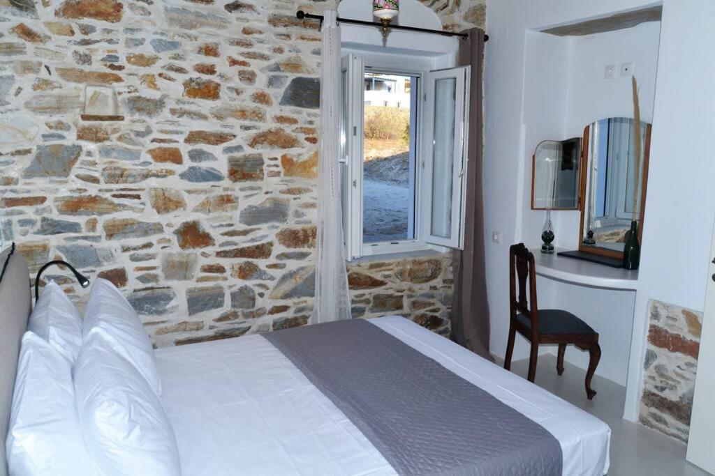 George Farmhouse Chrousa Экстерьер фото